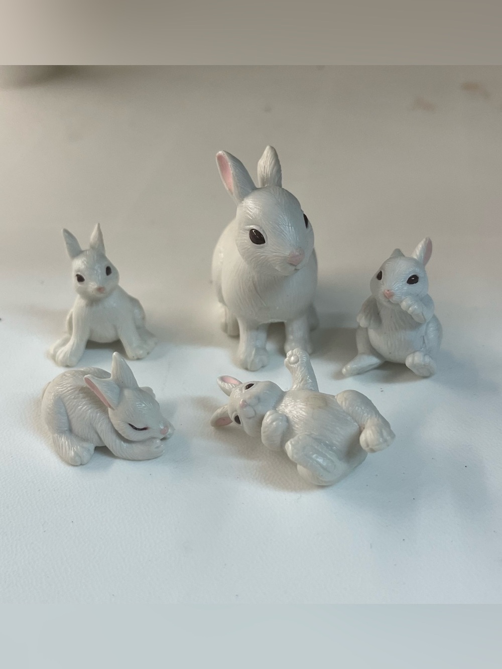 Bunny In My Pocket Rabbit Family Mom & 4 Babies MEG Mattel Vintage 1994